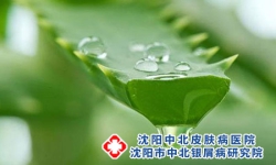 夏季雨水多,银屑病患者应该如何防护?