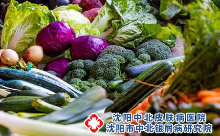 鸡眼会引起脚气吗?脚气的危害有哪些?